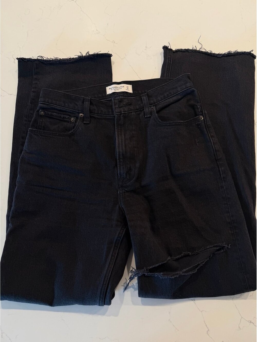 Abercrombie & Fitch The 90s Relaxed Jean Washed Black Distressed Size 27